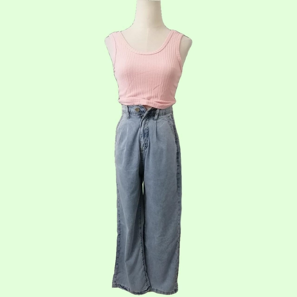 highwaisted thin and soft jeans